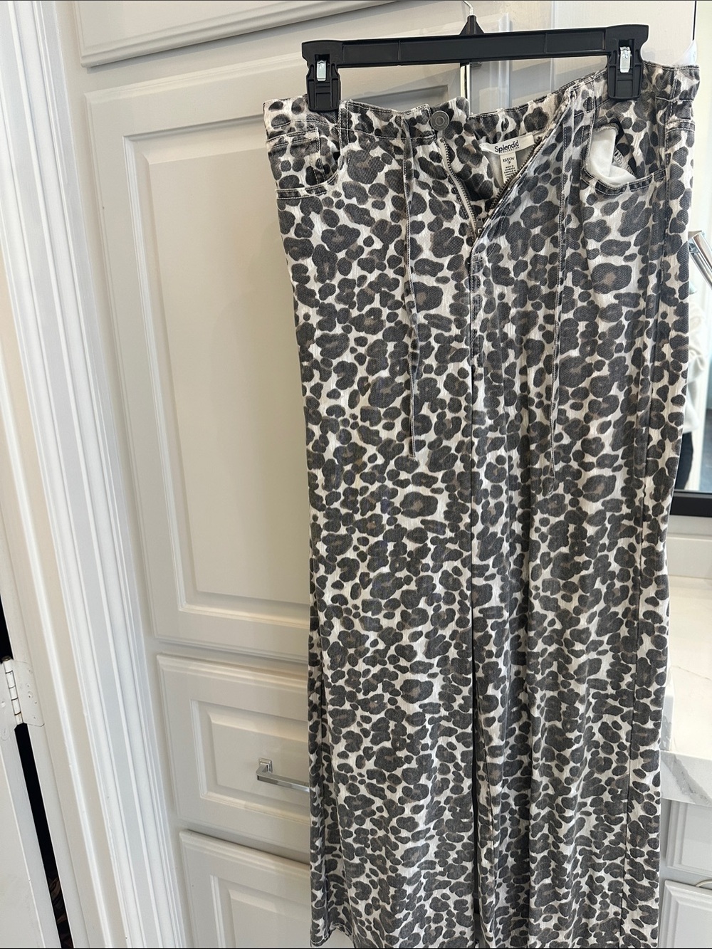 Splendid Gray Leopard Print Denim pants